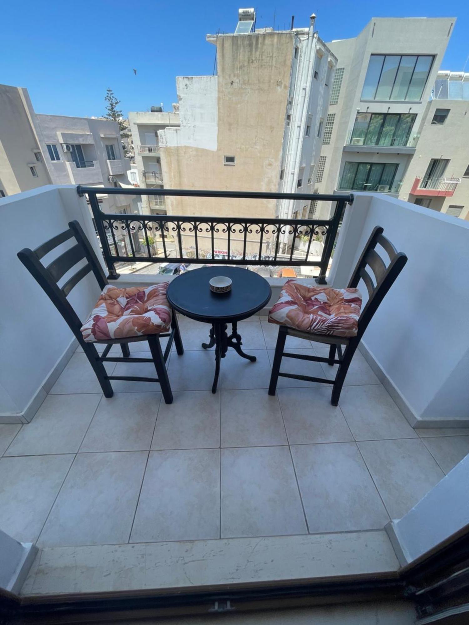 Reina Studio كاندية المظهر الخارجي الصورة